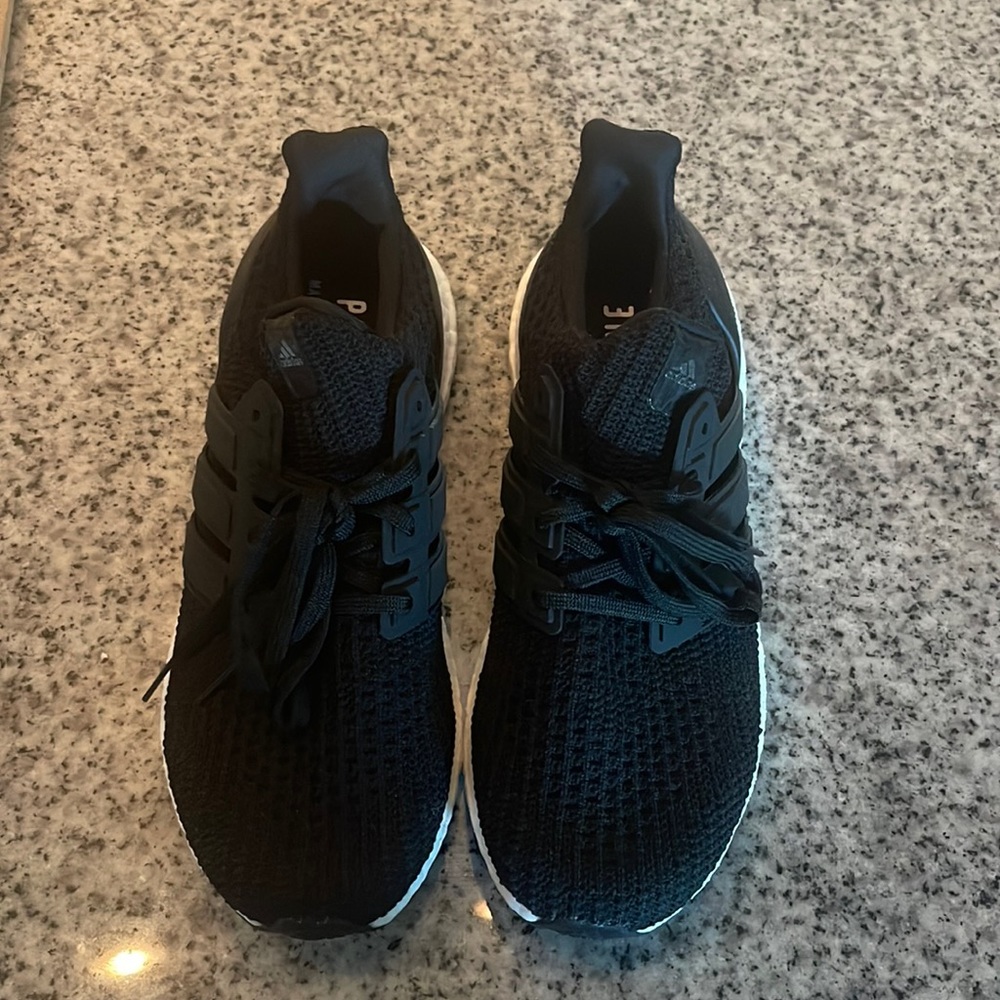 ultraboost adidas sneakers